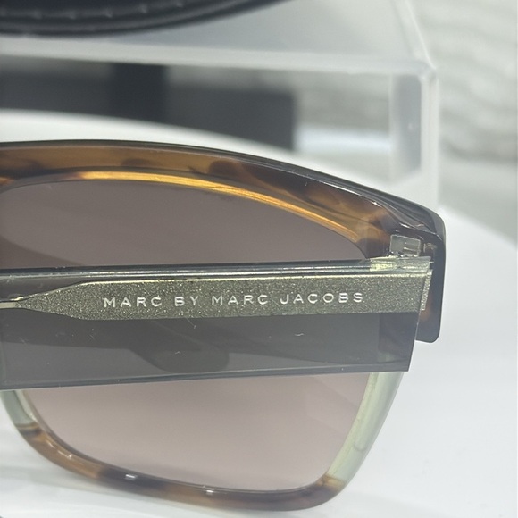 (Z6) Marc Jacobs Carey Square cat-eye sunglasses for women, with case456/S BOIHA - Picture 5 of 13